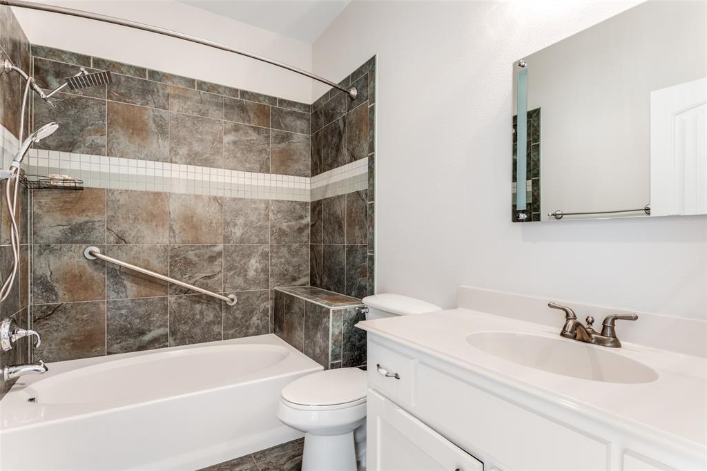 1517 Valley Creek Road Denton, TX 76205 - Photo 35 of 38