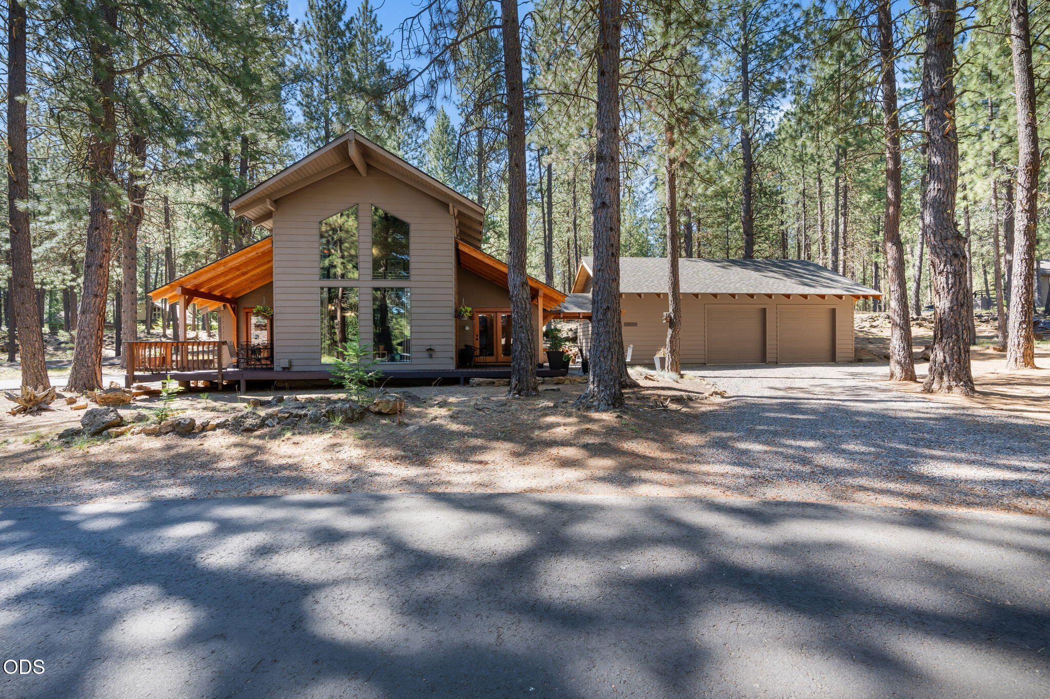 13737 Speedwell, Unit GM 87 Black Butte Ranch, OR 97759 - Photo 2 of 36