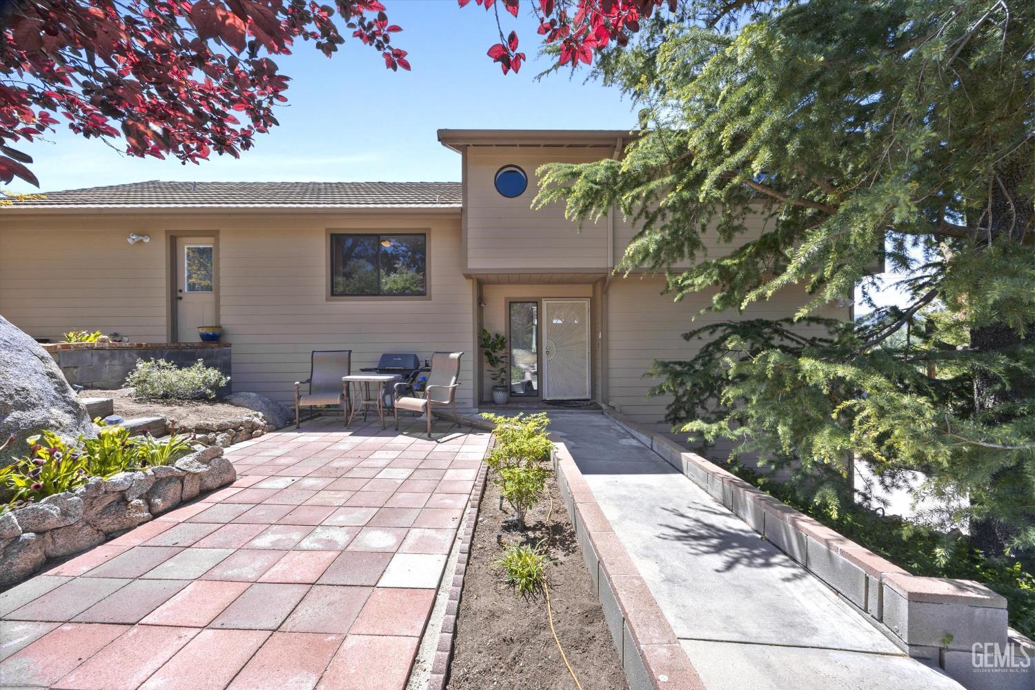 Undisclosed Address Tehachapi, CA 93561 - Photo 3 of 52