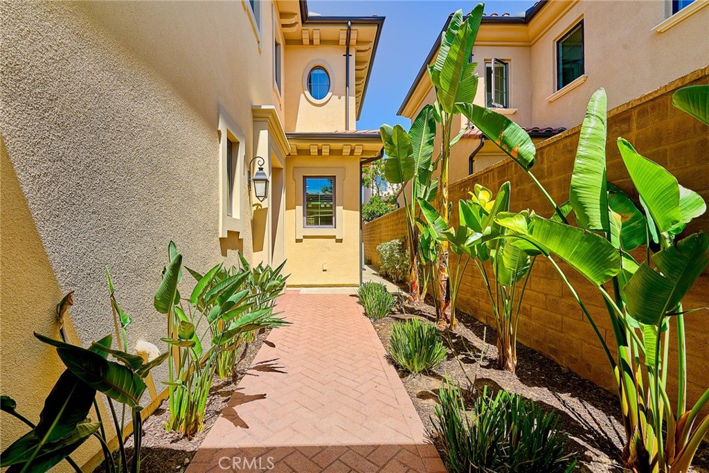 53 Open Range Irvine, CA 92602 - Photo 4 of 64