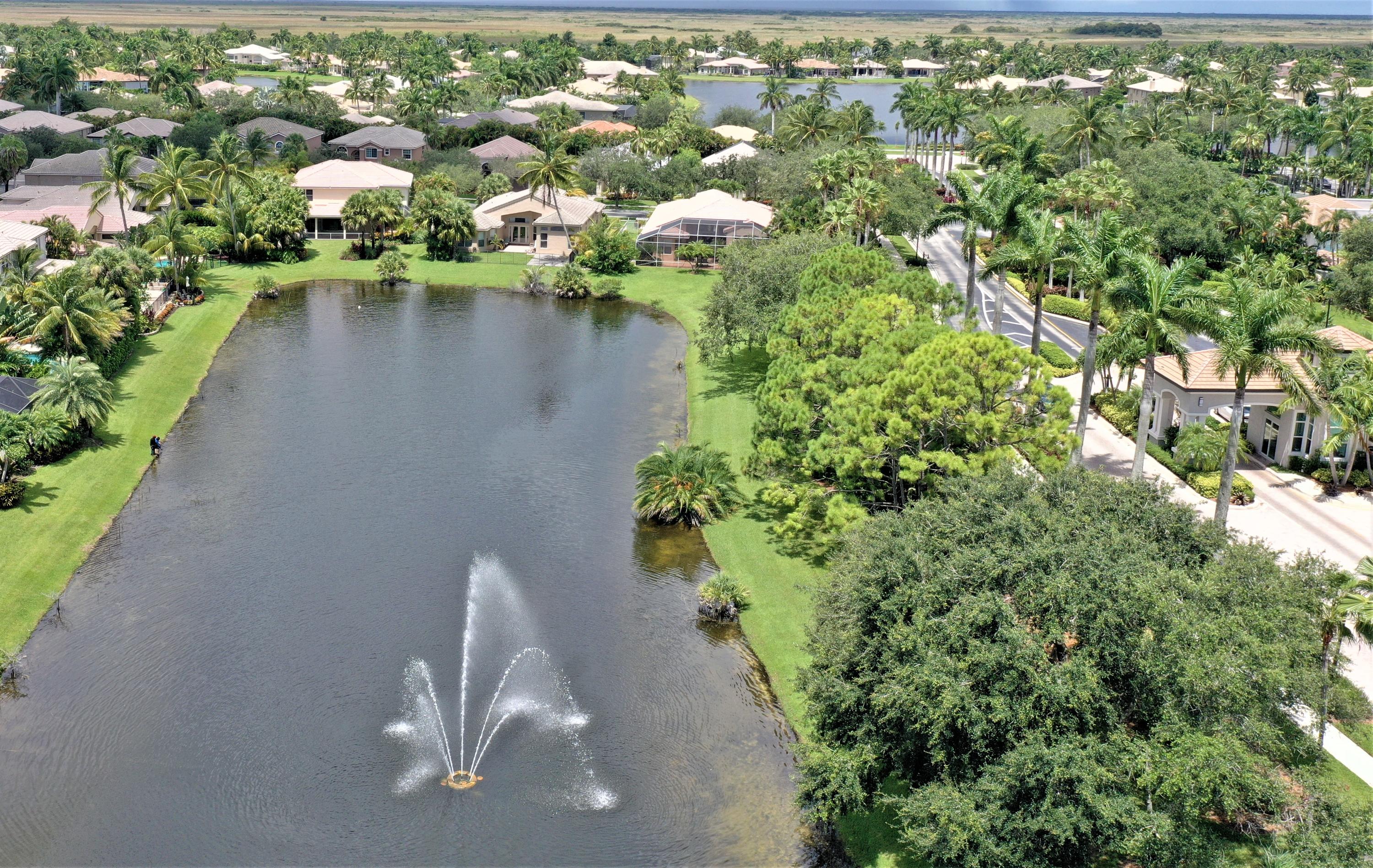 19434 Estuary Drive Boca Raton, FL 33498 - Photo 11 of 87 Long Lake & Fountain