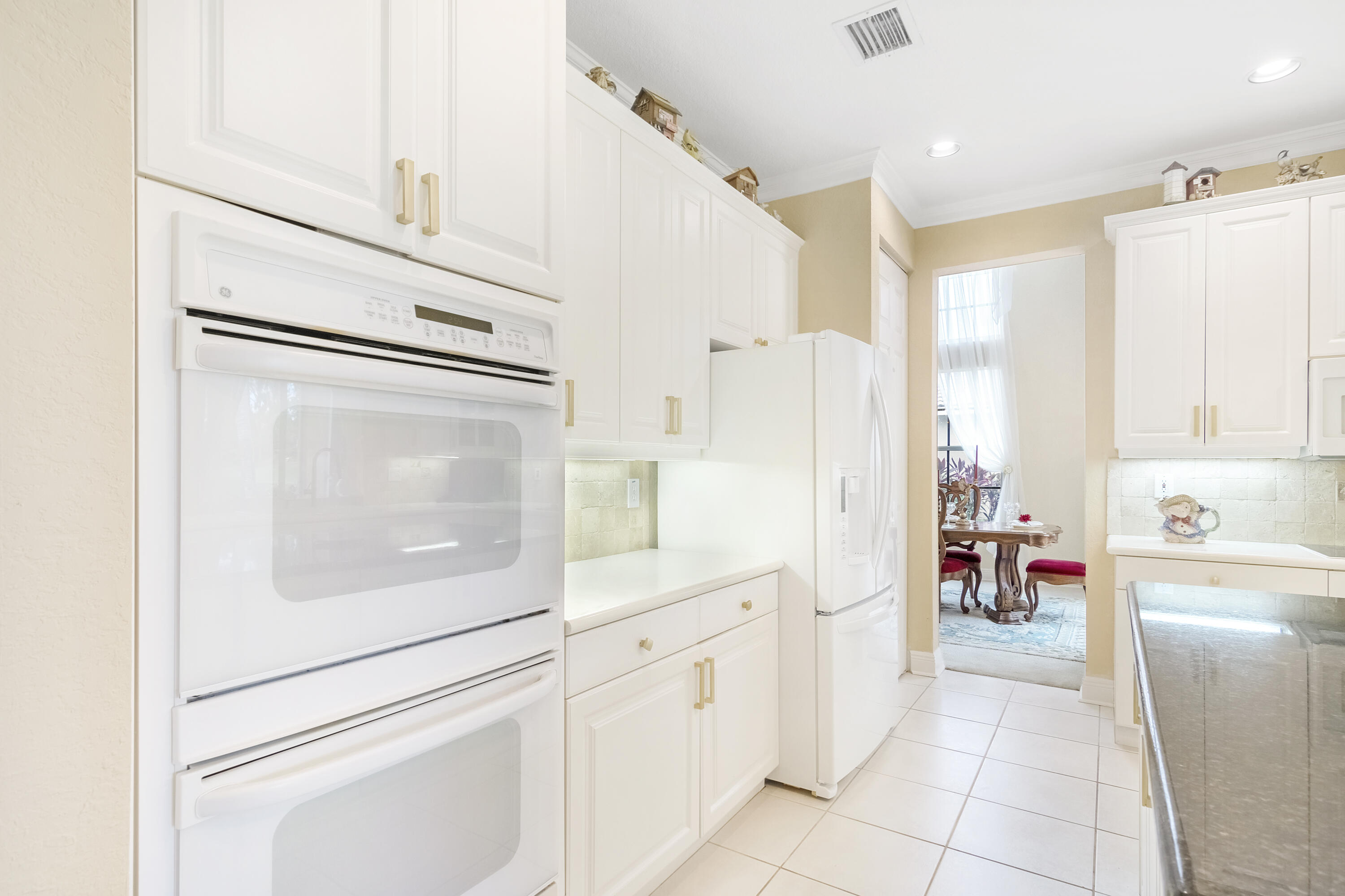 19434 Estuary Drive Boca Raton, FL 33498 - Photo 46 of 87 Double Oven