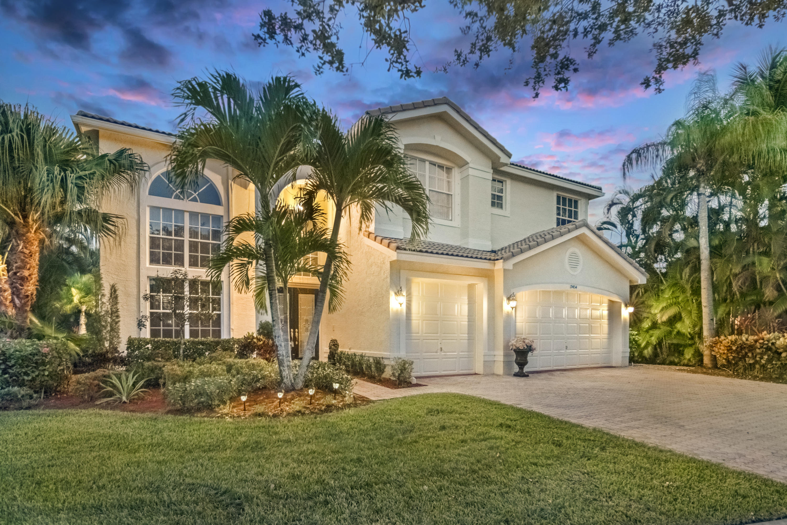 19434 Estuary Drive Boca Raton, FL 33498 - Photo 72 of 87 Nightime Front