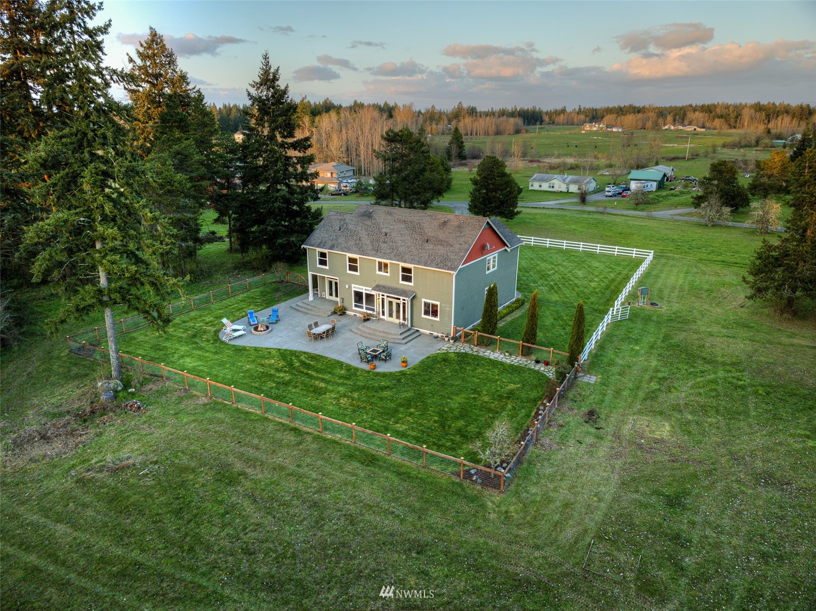 13221 South Rocking Lane South Yelm, WA 98597 - Photo 34 of 37 Gallery Image 34