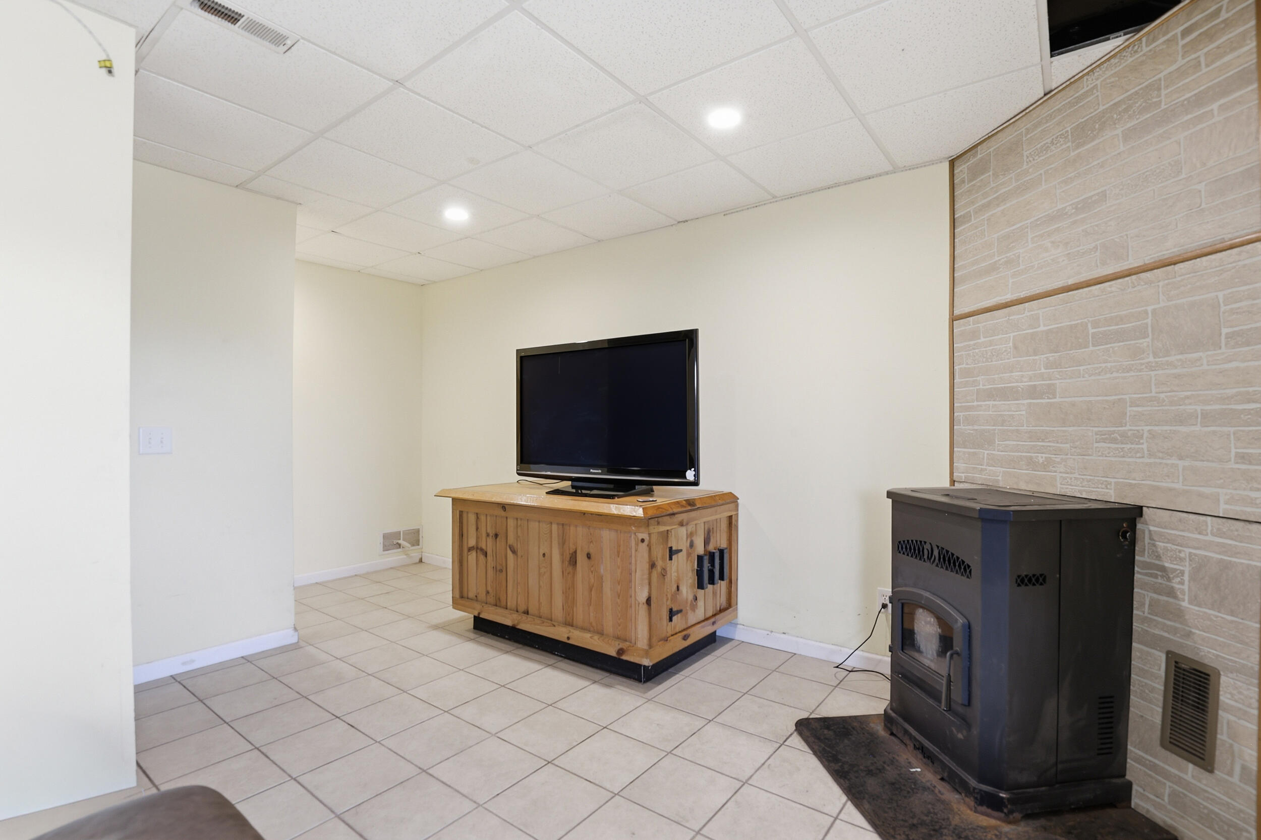 9026 West Coleman Road Lake, MI 48632 - Photo 27 of 48 23_a-23