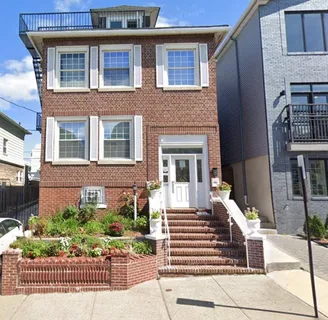 $2,675 | 304 Fulton Avenue, Unit 2, Jersey City, NJ 07305