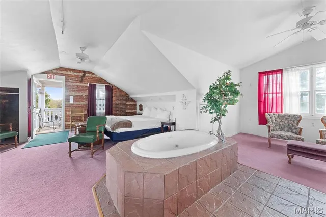 $1,250,000 | 113 Market Street, Hermann, MO 65041