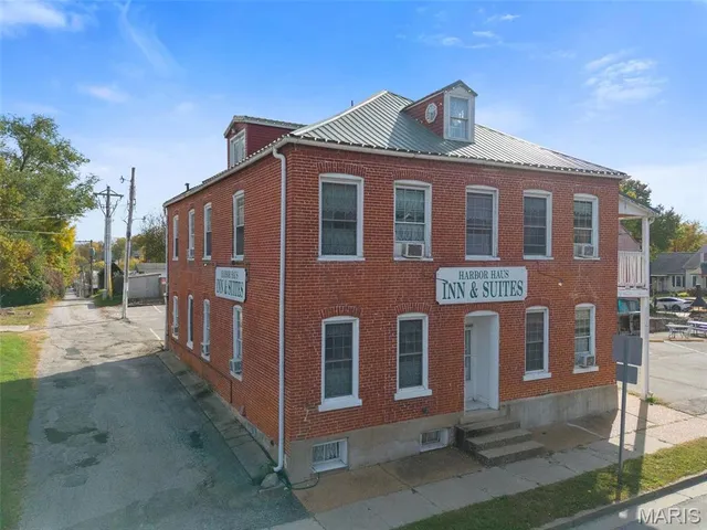 $1,250,000 | 113 Market Street, Hermann, MO 65041