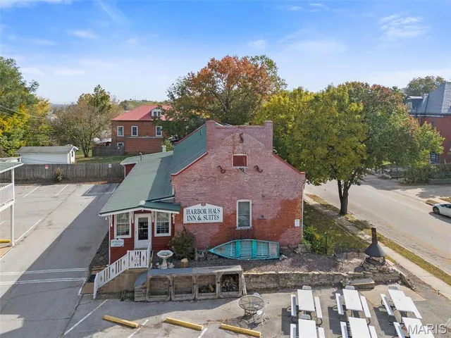 $1,250,000 | 113 Market Street, Hermann, MO 65041