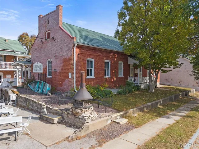 $1,250,000 | 113 Market Street, Hermann, MO 65041