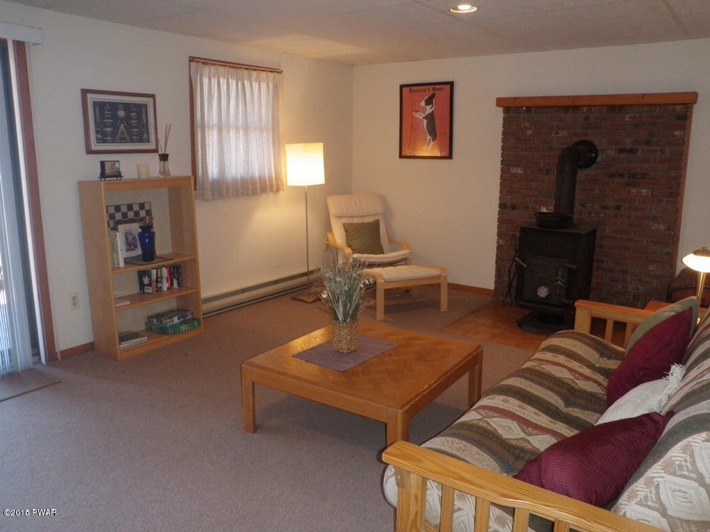 127 Rabbit Run Milford, PA 18337 - Photo 15 of 26 Gallery Image 15