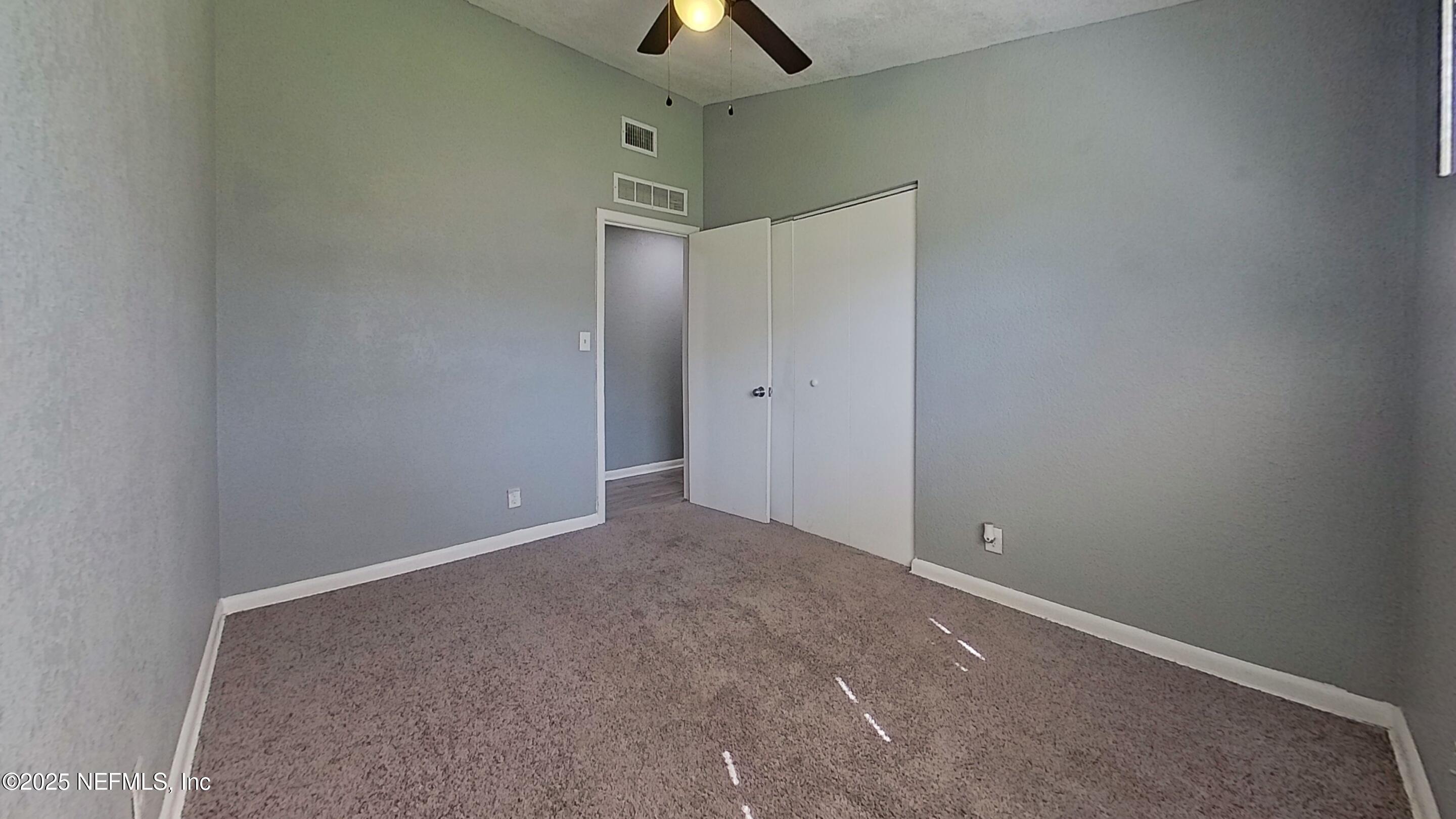 9276 Greenleaf Road Jacksonville, FL 32208 - Photo 6 of 14 Bedroom (6)