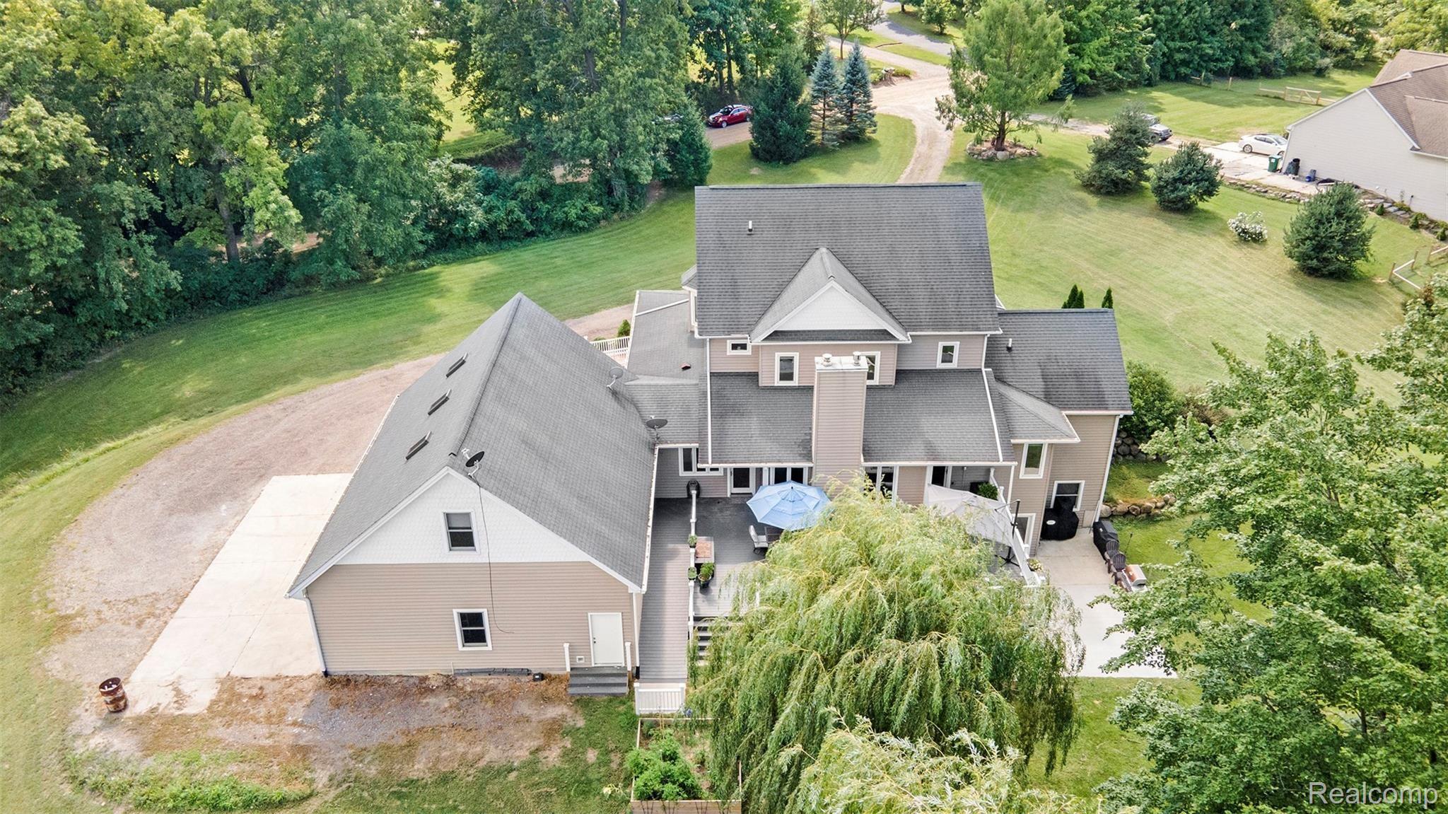5412 Vines Road Howell, MI 48843 - Photo 42 of 47 Great 5 bedroom home with tons of updates.