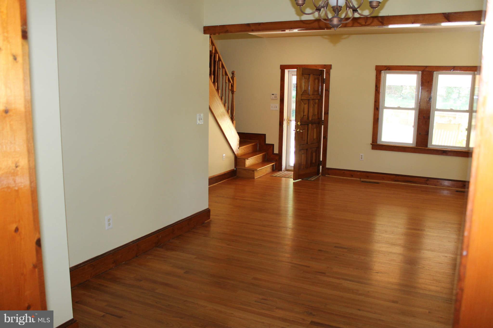 15119 Comus Road Clarksburg, MD 20871 - Photo 8 of 30 Dining Room