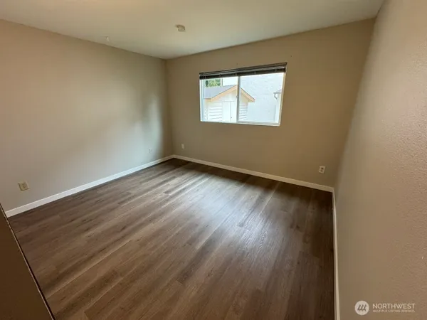 $2,045 | 7322 Northeast 142nd Place, Unit B, Kirkland, WA 98034