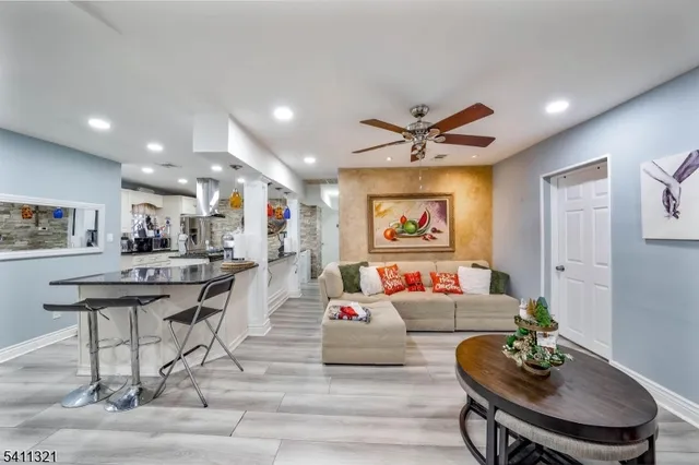 $3,500 | 376 Elmora Avenue, Elizabeth, NJ 07208