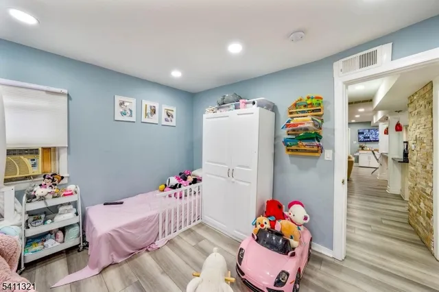 $3,500 | 376 Elmora Avenue, Elizabeth, NJ 07208