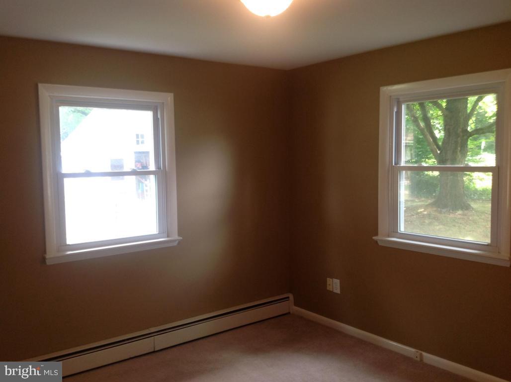 9 Pfautz Avenue Lititz, PA 17543 - Photo 14 of 15