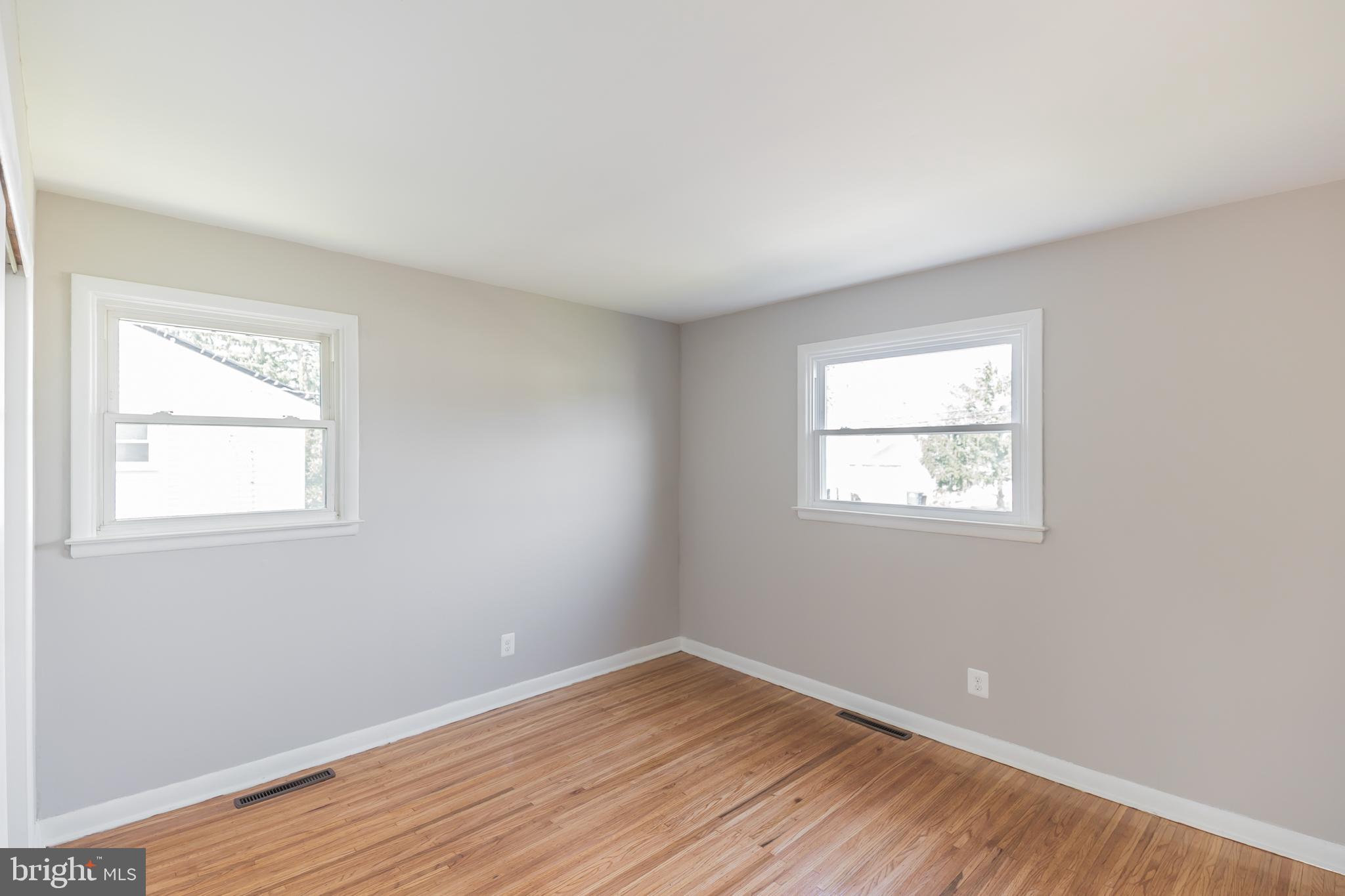 1307 Salem Road Burlington, NJ 08016 - Photo 14 of 25