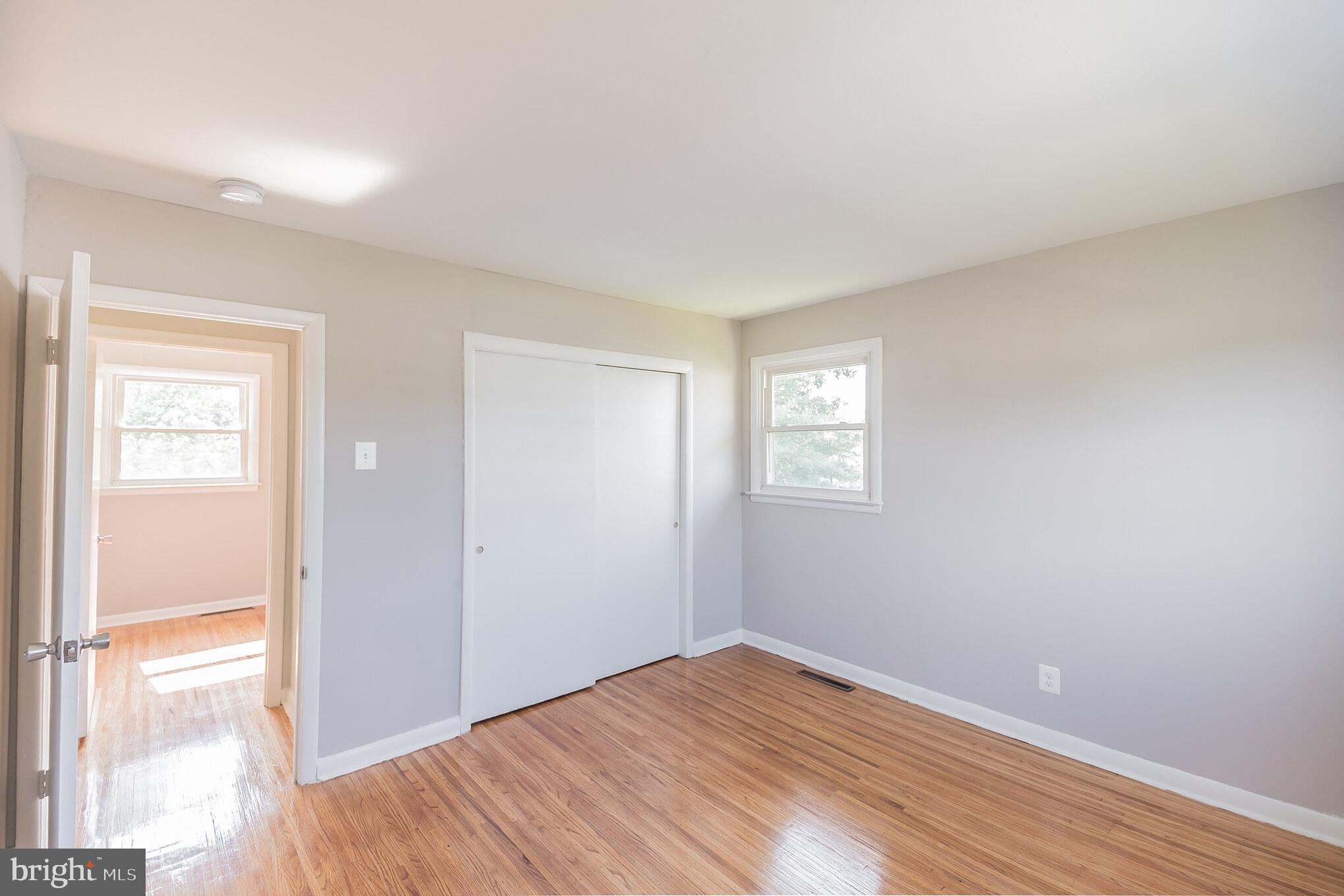 1307 Salem Road Burlington, NJ 08016 - Photo 15 of 25
