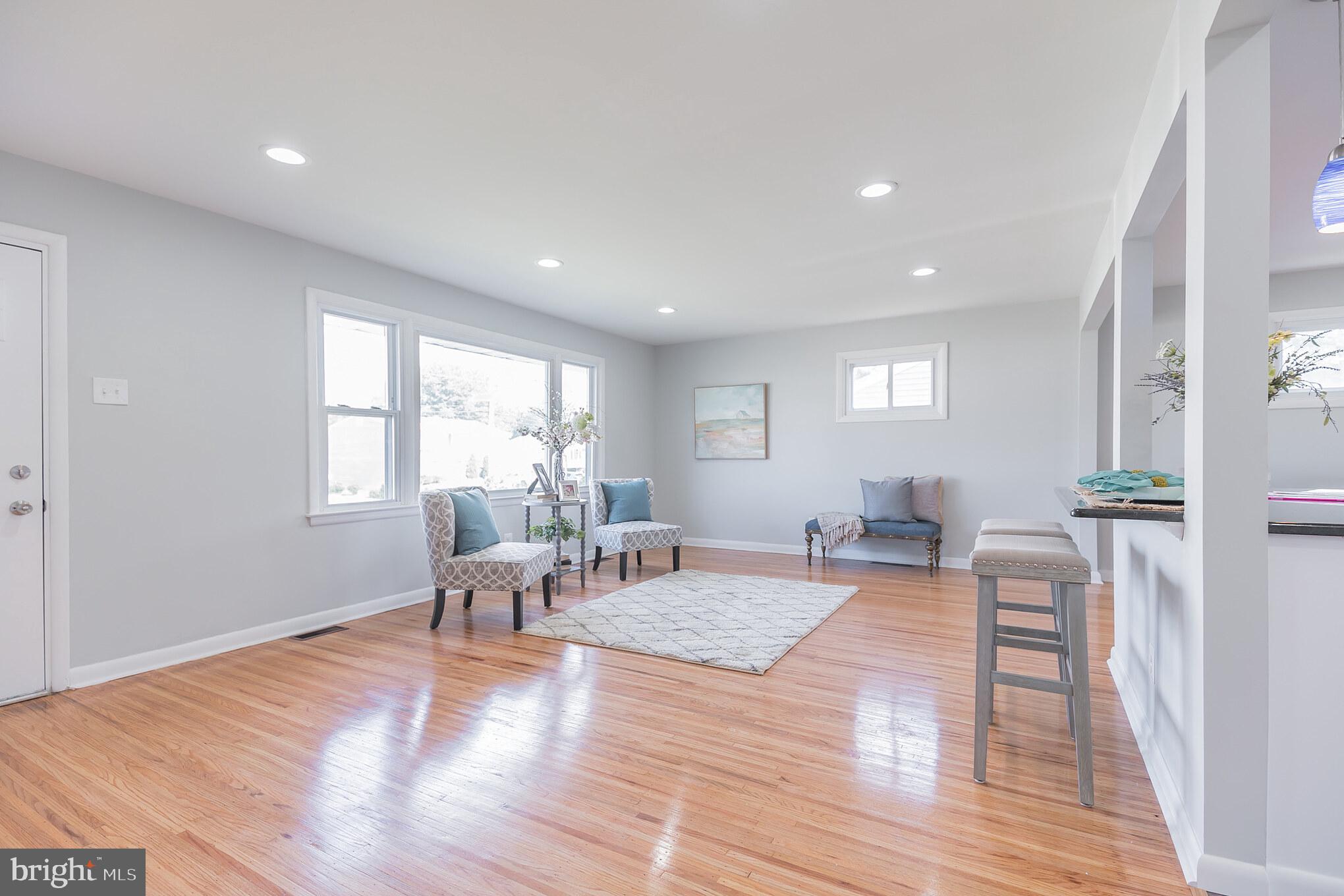 1307 Salem Road Burlington, NJ 08016 - Photo 6 of 25