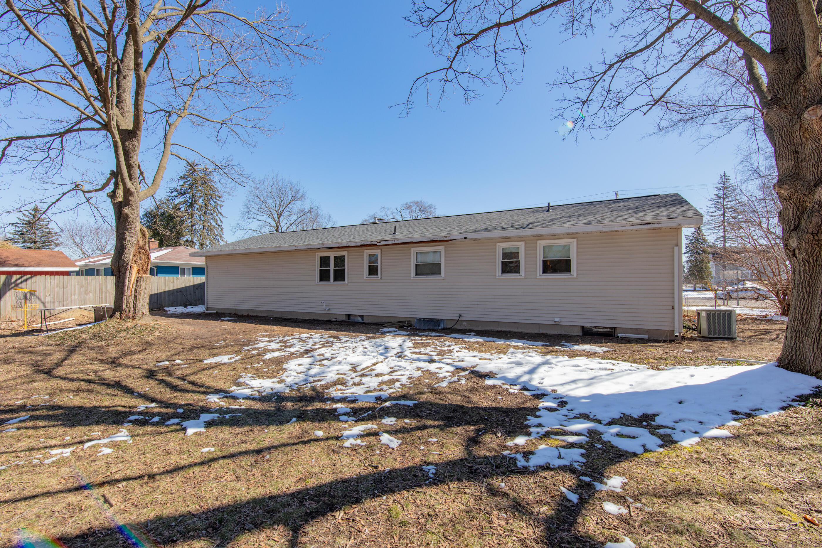 10138 Portage Road Portage, MI 49002 - Photo 20 of 20 10138 Portage Rd-123