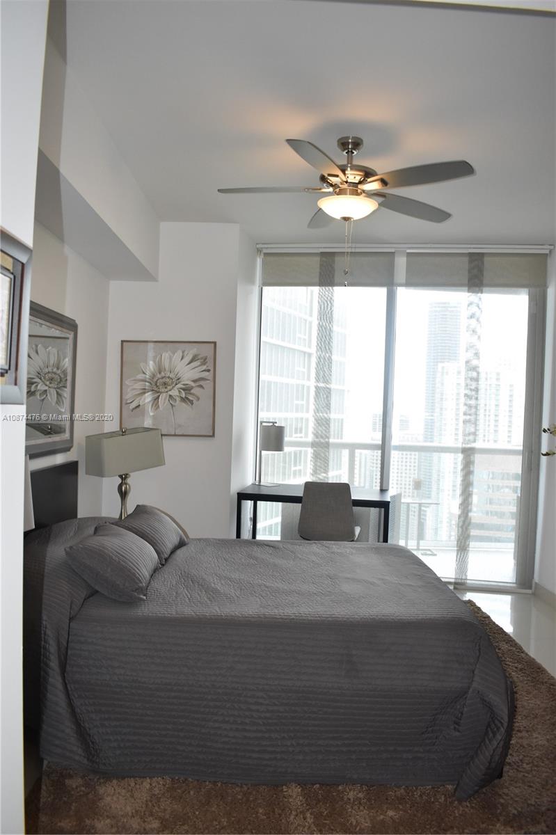 475 Brickell Avenue, Unit 4613 Miami, FL 33131 - Photo 23 of 32