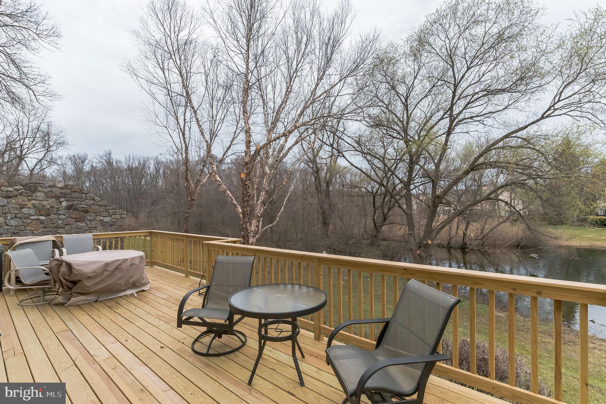 437 Waynesbrooke Road Berwyn, PA 19312 - Photo 30 of 40 New Deck