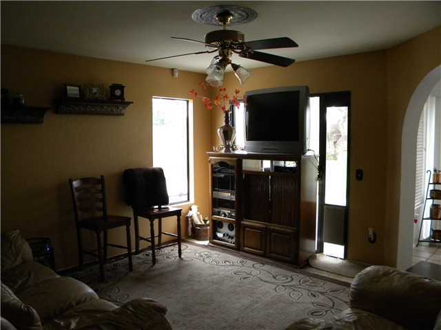 1508 Glacier Road Oceanside, CA 92056 - Photo 15 of 24 Gallery Image 15