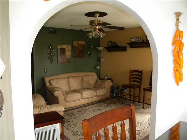 1508 Glacier Road Oceanside, CA 92056 - Photo 18 of 24 Gallery Image 18