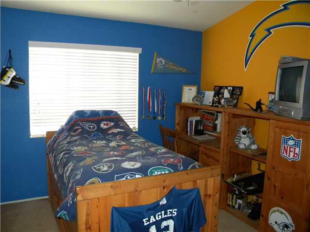 1508 Glacier Road Oceanside, CA 92056 - Photo 21 of 24 Gallery Image 21