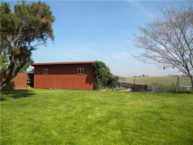 1508 Glacier Road Oceanside, CA 92056 - Photo 4 of 24 Gallery Image 4