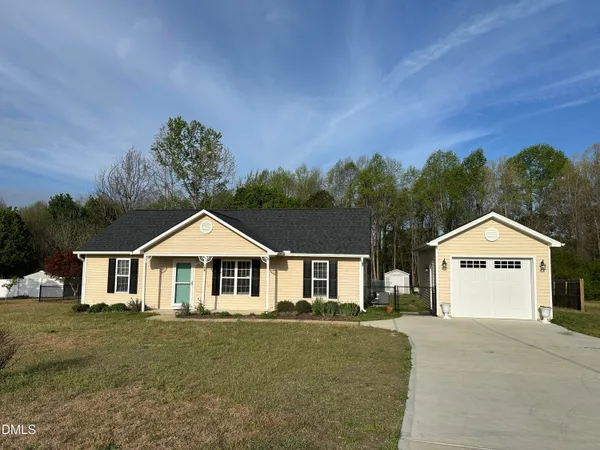$320,000 | 108 Danbury Court, Willow Spring, NC 27592