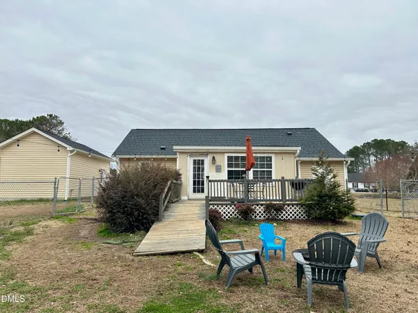 $339,900 | 108 Danbury Court, Willow Spring, NC 27592