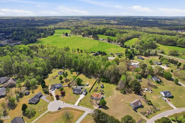 $320,000 | 108 Danbury Court, Willow Spring, NC 27592