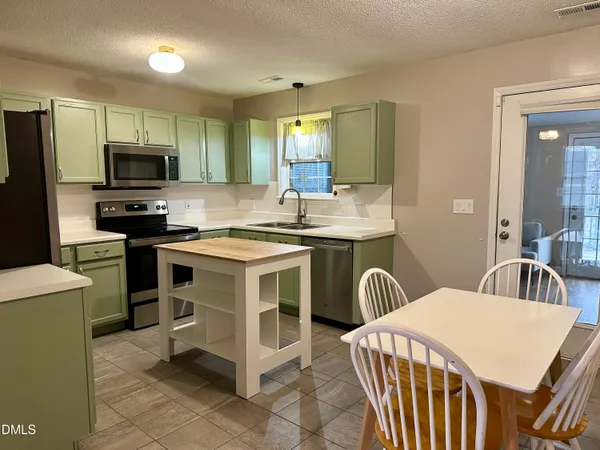 $320,000 | 108 Danbury Court, Willow Spring, NC 27592