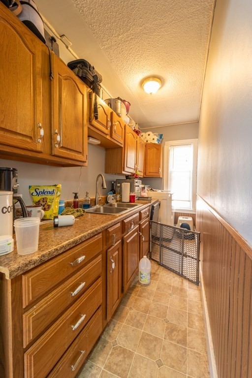 34 Merrifield Street Worcester, MA 01605 - Photo 12 of 37 Gallery Image 12