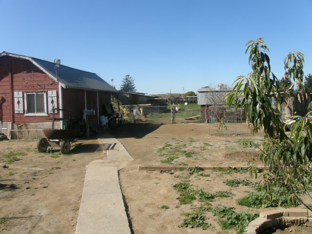 749 Middlefield Road Salinas, CA 93906 - Photo 5 of 9 Gallery Image 5