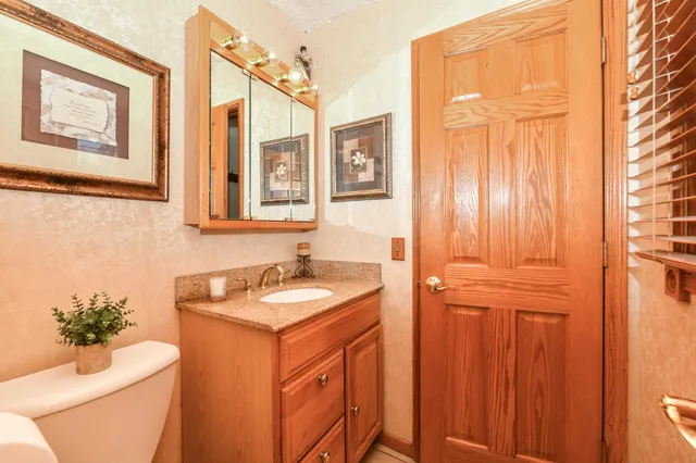 $314,900 | 8069 North 105th Street, Milwaukee, WI 53224