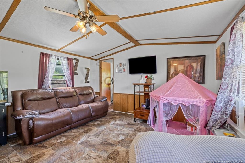 1322 Crenshaw Road St. Pauls, NC 28384 - Photo 4 of 30 Photo 4