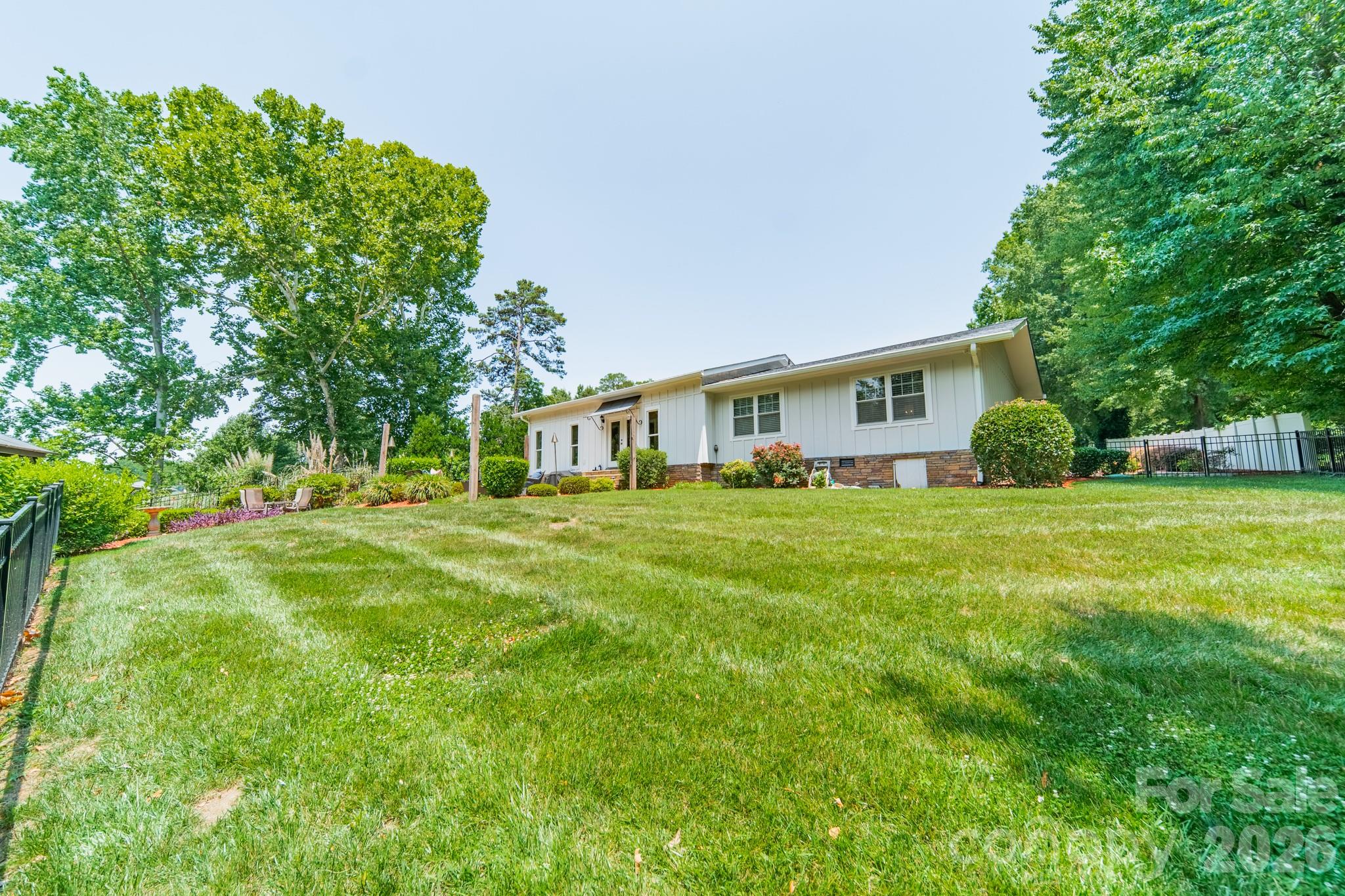 19533 Bustle Road Cornelius, NC 28031 - Photo 37 of 43