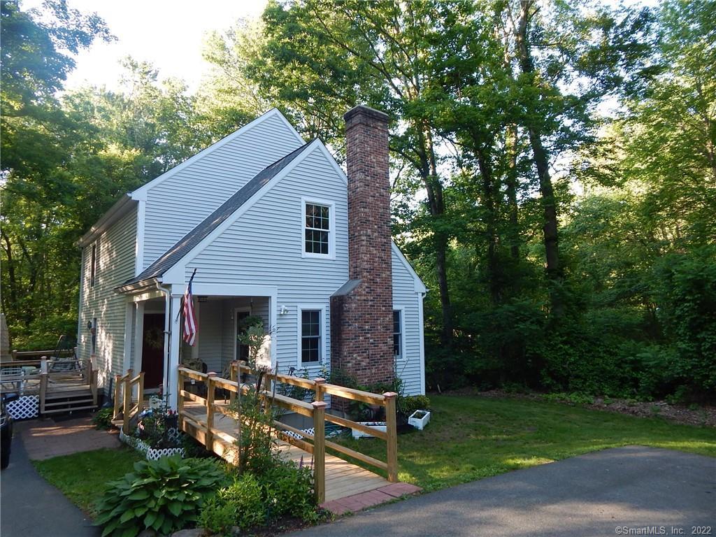 Welcome to 189 Filley Rd Haddam CT Built in 2005 on 4 private wooded acres bordering close to the state forest.