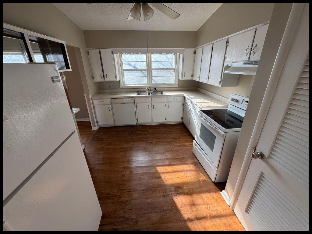 1006 Anderson Street Warrensburg, MO 64093 - Photo 3 of 18