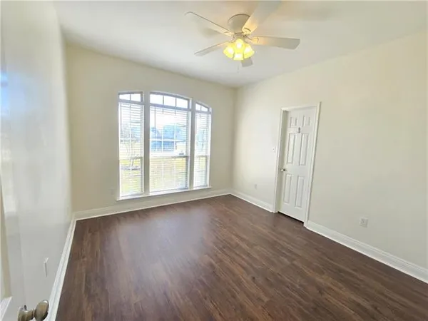 $2,500 | 407 East Redbud Drive, Slidell, LA 70458