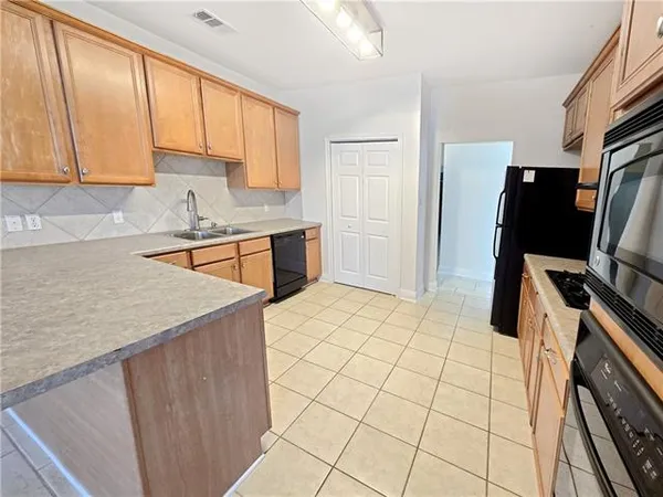 $2,500 | 407 East Redbud Drive, Slidell, LA 70458