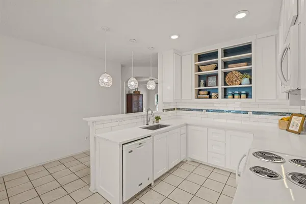 $305,000 | 105 Thoroughbred Drive, Krum, TX 76249