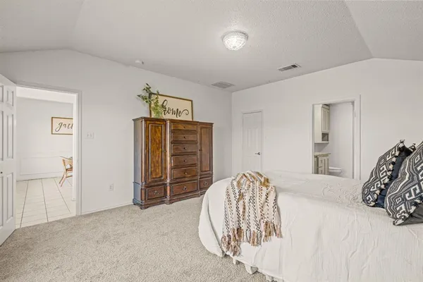 $305,000 | 105 Thoroughbred Drive, Krum, TX 76249