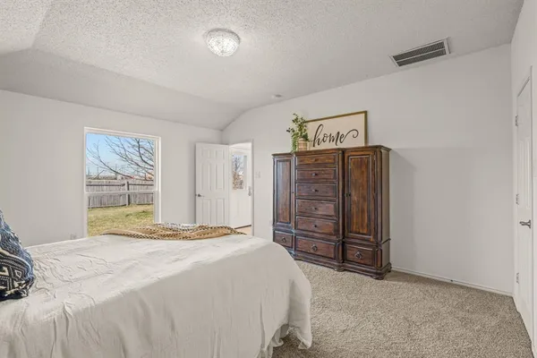 $305,000 | 105 Thoroughbred Drive, Krum, TX 76249