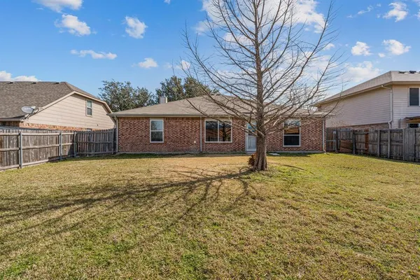 $305,000 | 105 Thoroughbred Drive, Krum, TX 76249