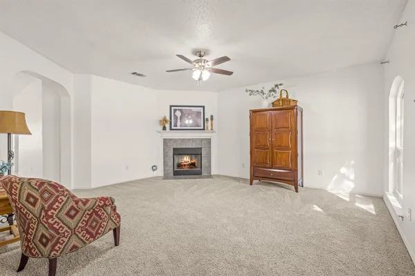 $305,000 | 105 Thoroughbred Drive, Krum, TX 76249